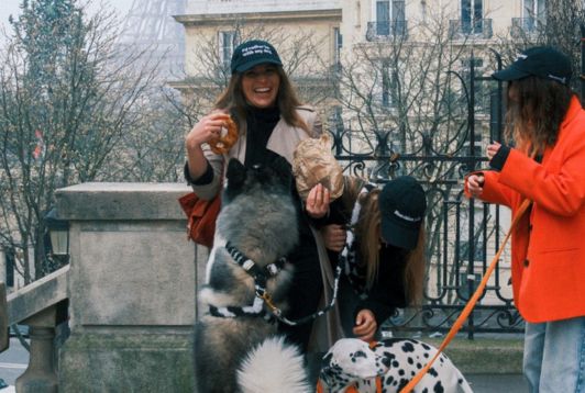 Pet parenting et niveau de service : quand le "pet friendly" ne suffit plus